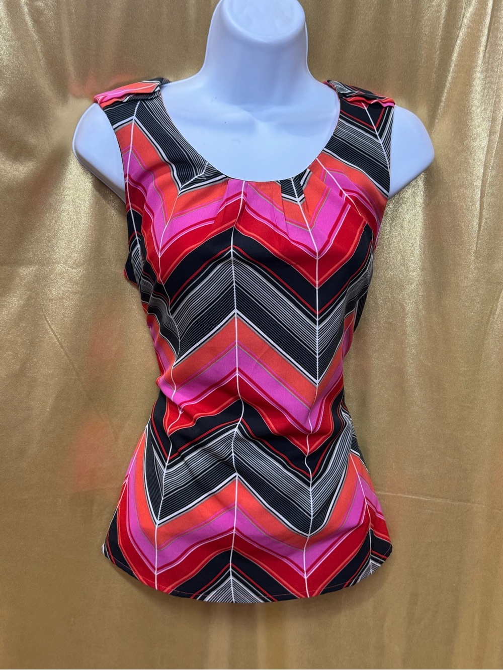 Banana Republic Vibrant Chevron Sleeveless Blouse PM